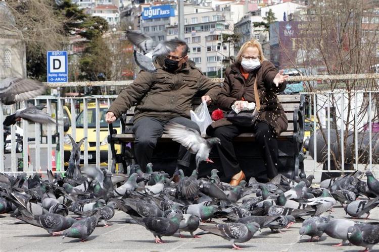 Hafta sonu ve hafta içi sokağa çıkma yasaklarıyla ilgili flaş açıklama Ve açılıyor Kafeler, restoranlar, okullar...
