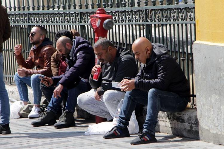 Hafta sonu ve hafta içi sokağa çıkma yasaklarıyla ilgili flaş açıklama Ve açılıyor Kafeler, restoranlar, okullar...