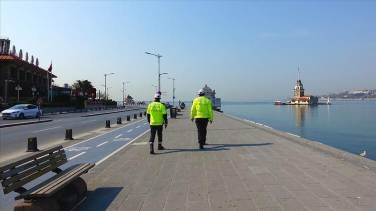 Hafta sonu ve hafta içi sokağa çıkma yasaklarıyla ilgili son dakika kararı Saatler değişti, Artık yasak değil...