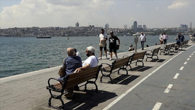 Hafta sonu ve hafta içi sokağa çıkma yasaklarıyla ilgili son dakika kararı Saatler değişti, Artık yasak değil...