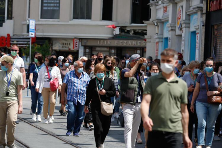 Hafta sonu ve hafta içi sokağa çıkma yasaklarıyla ilgili son dakika kararı Saatler değişti, Artık yasak değil...