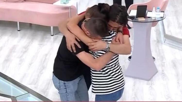 11 AYLIKKEN BIRAKMAK ZORUNDA KALDIM