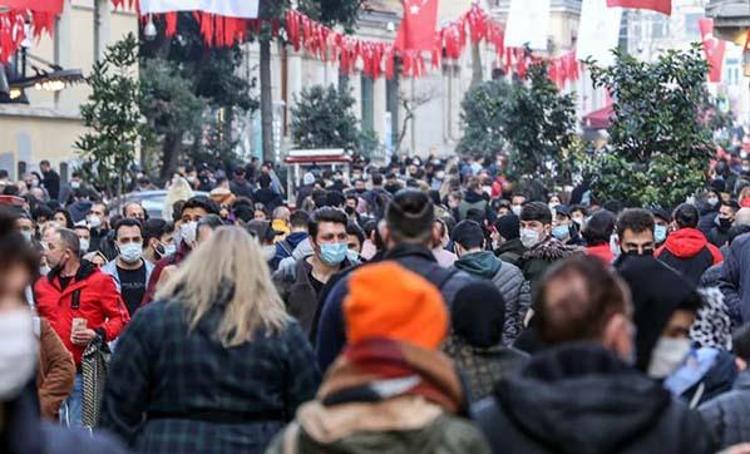 Hafta içi ve hafta sonu sokağa çıkma yasağı saatleri değişti Resmen açıklandı...