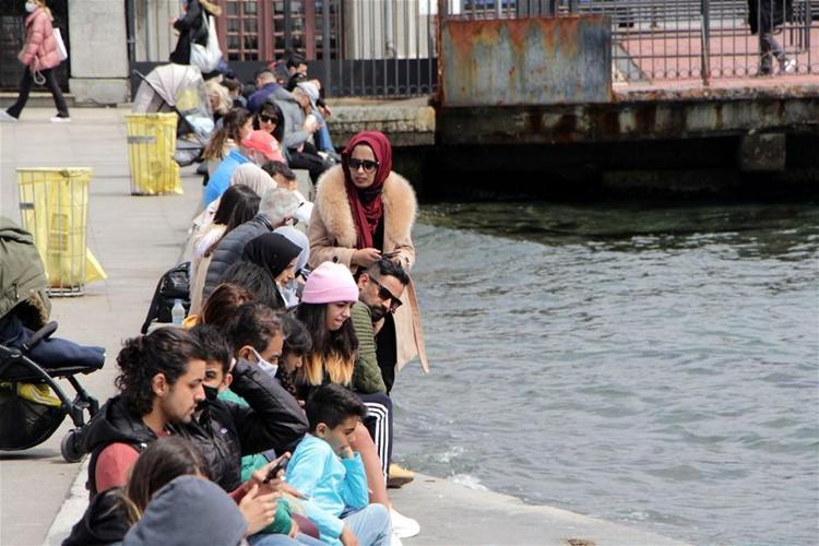 FIRIN, MEYVE SEBZE HAL ÇALIŞANLARI
