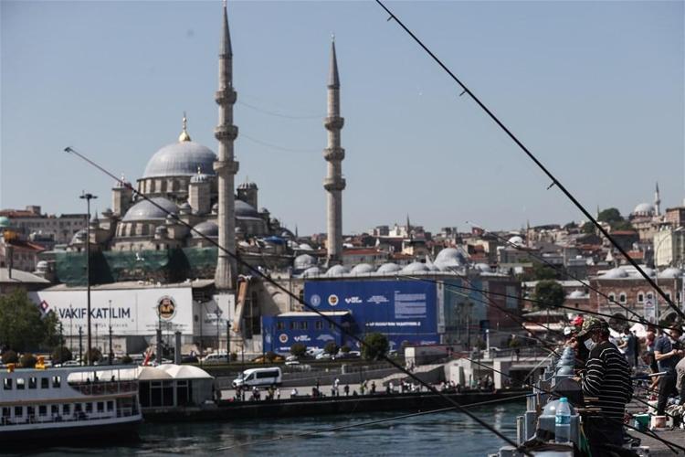 Hafta sonu hafta içi sokağa çıkma yasaklarıyla ilgili son dakika açıklaması Bugün belli olacak Saatler ve pazar günü yasağı...