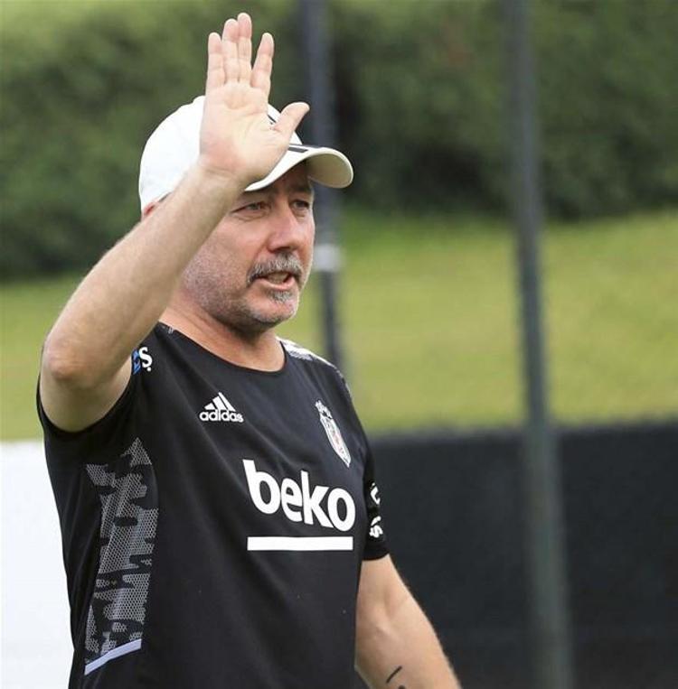 Beşiktaşa transferde Vida şoku Diego Costanın İstanbula neden gelmediği ortaya çıktı...