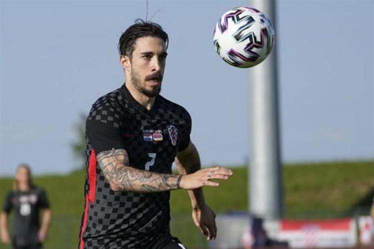 Fanatikin haberine göre, nokta atışı transferlerle yeni sezona başlamak isteyen F.Bahçe sağ bek arayışına çıkınca Sime Vrsaljko önerisi gelmişti. Sarı-lacivertli ekip Vrsaljko transferinde büyük ilerleme kaydetti.