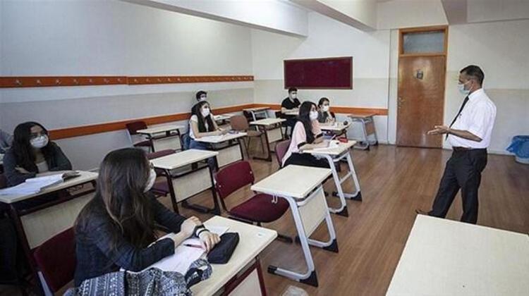 Ortaokul ve imam hatip ortaokullarının 5 inci sınıfları, ortaöğretim kurumlarının hazırlık ve 9 uncu sınıfları ile pansiyonda kalacak öğrencilere yönelik okul hakkında bilgilendirme, akademik ve mesleki gelişimlerini destekleme, yeni girdikleri eğitim ortamına kısa sürede uyum sağlama amacıyla gerekli rehberlik çalışmaları yapılacak.