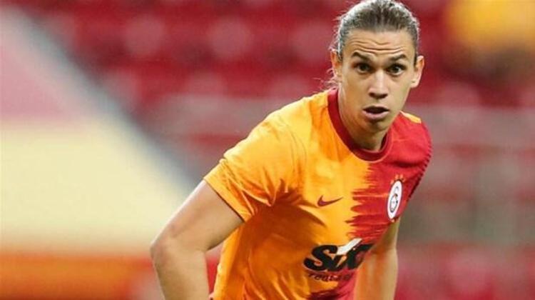 Teknik heyetin verdiği rapor doğrultusunda Taylan için yeni bir sözleşme hazırlayan Galatasaray yönetimi, 26 yaşındaki oyuncuya yıllık 5 milyon TLden 3 yıllık kontrat önerecek.