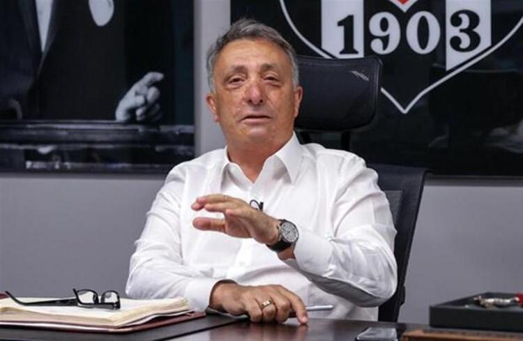 Yalçın’a bu konuda destek veren siyah-beyazlı yönetimin, Alex Teixeira’nın menajerleriyle pazarlıklara devam ettiği belirtildi.