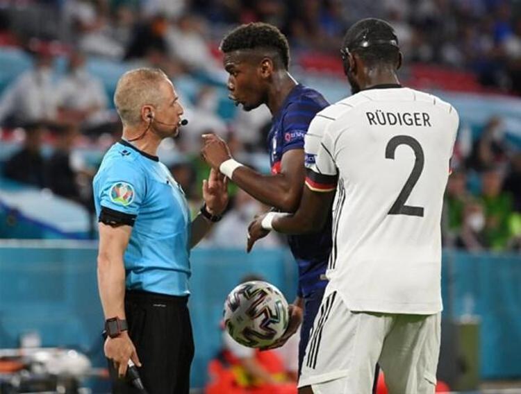 Pogba daha sonra rakibini hakeme şikayet etti. Olayı ne hakem ne de Video Yardımcı Hakem (VAR) tarafından görülmediği için herhangi bir yaptırım yapılmadı.