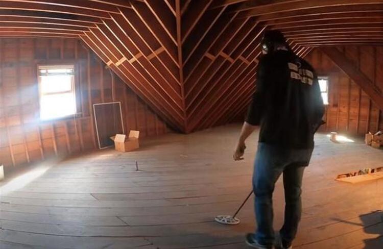 ABDnin Massachusetts eyaletinde ise geçtiğimiz hafta, bir hazine efsanesinin doğruluğu kanıtlandı. Eski bir evin içinde saklandığı söylenen yüklü biktarda para, bir hazine avcısı tarafından bulundu.
