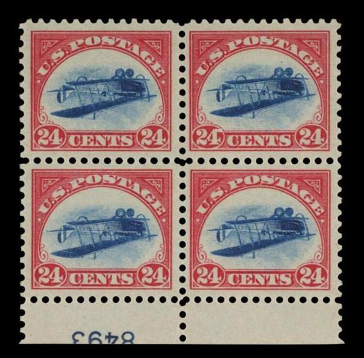 4,9 milyon dolara (yaklaşık 40 milyon TL) satılan 1918 tarihli 4 ABD posta pulunun ön yüzündeki uçak, bir baskı hatası sebebiyle ters görünüyor.