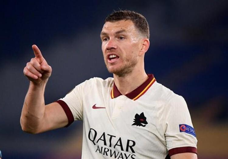 Diego Costanın yanı sıra Kartal’ın listesinde bir dünya yıldızı daha bulunuyor. Beşiktaş, Roma forması giyen Edin Dzeko ile de ilgilendiği iddia edildi.