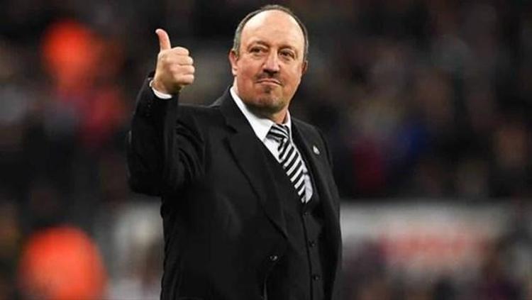Quilon, “Fenerbahçe haberlerini duyduk ancak şu ana kadar bize ulaşan bir öneri yok. Bize bir teklif gelmedi. Rafael Benitez şu anda tatilini yapıyor. Bu yaz bir takımla anlaşmak istiyor. İstediği şartların oluşması halinde yeniden futbola dönebilir” dedi.
