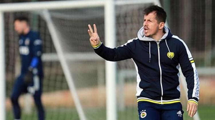 Ali Koç Ben Emreyle ilk sezon ortasında sıkıntılar yaşarken konuştum. Kariyer planı vardı. O sezon sonunda futbolu bırakacaktı. İtalyaya gidecekti. O sezon sonunda Ersun Hocanın da isteğiyle bize kaptan olarak döndü. O sezon sonunda kaptan / teknik direktör oldu. 2 ay sonra sportif direktör oldu. ifadelerini kullandı.