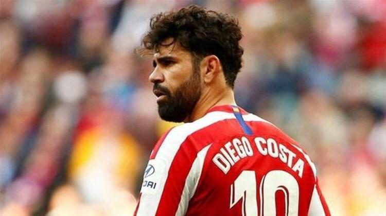 Atletico Madrid ile yıldızını parlattıktan sonra Chelseaya transfer olan İspanyol forvet Premier Ligde Chelsea formasıyla 120 maça çıktı ve 59 gol atarak tüm dikkatleri üzerine çekmişti. Yeniden Atleticoya dönen fakat sakatlıklardan kurtulamayan yıldız futbolcu 81 maçta 19 gol atabildi.