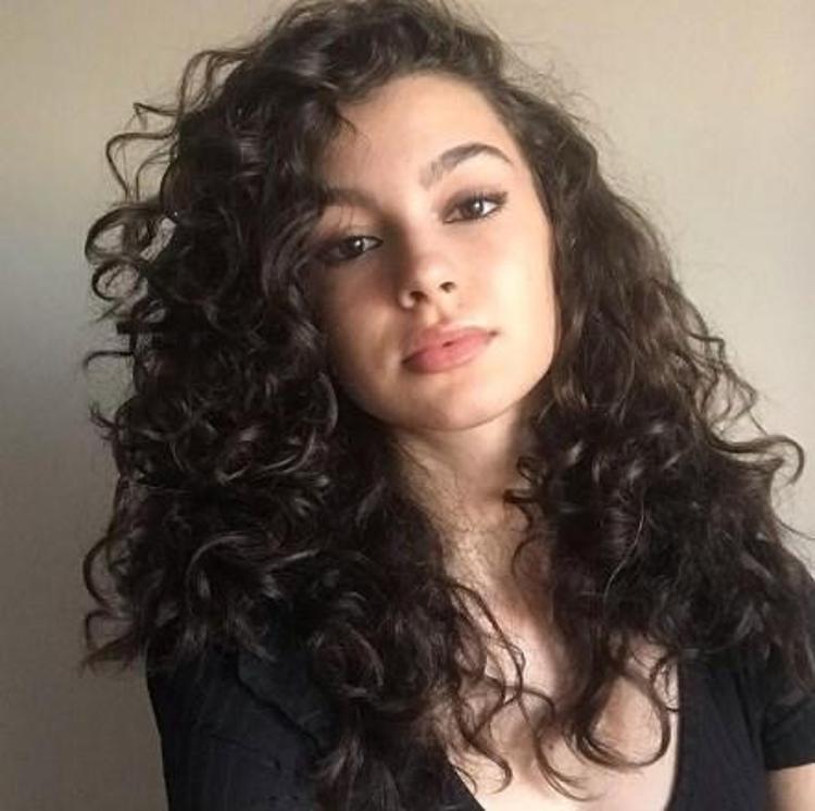 Kardeşlerimin Asiyesi Su Burcu Yazgı Coşkun hakkındaki gerçek şaşırttı Meğer...