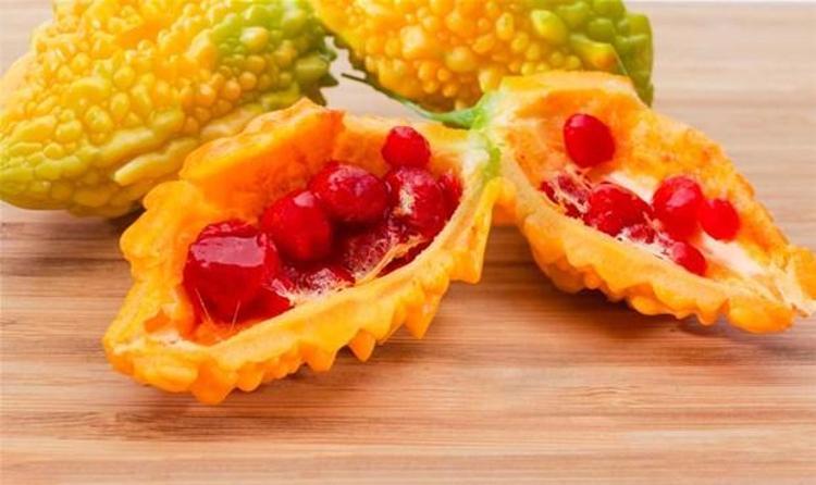Kandaki zehri atan süper besin Etkisi inanılmaz: Sindirim sistemine, yanıklara, yaralara, iltihaplara, romatizmaya, varise ve guatra deva...
