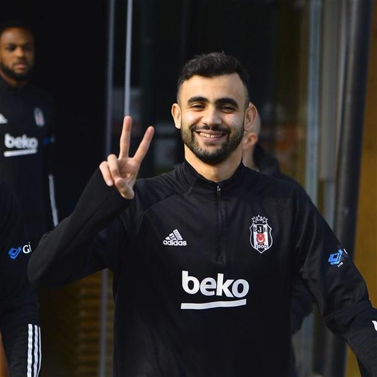 Önümüzdeki sezon büyük bir ihtimalle Şampiyonlar Ligi’nde mücadele edecek olan Brendan Rodgers’ın öğrencisinin satışına onay verdiği, yönetimin ise sanıldığı gibi Ghezzal’ı 5 milyon Euro gibi rakamlara bırakmayacağı kaydedildi