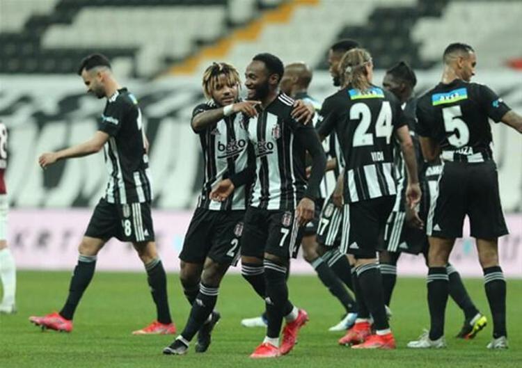 Beşiktaş Teknik Direktörü Sergen Yalçın, 3-2 kazandıkları Çaykur Rizespor maçı sonrası sert açıklamalar yaparken, Hataysporun maçı bir gün sonra oynamayı reddetmesi konusunda, Cumartesi günü ne olacağını göreceğiz demişti.