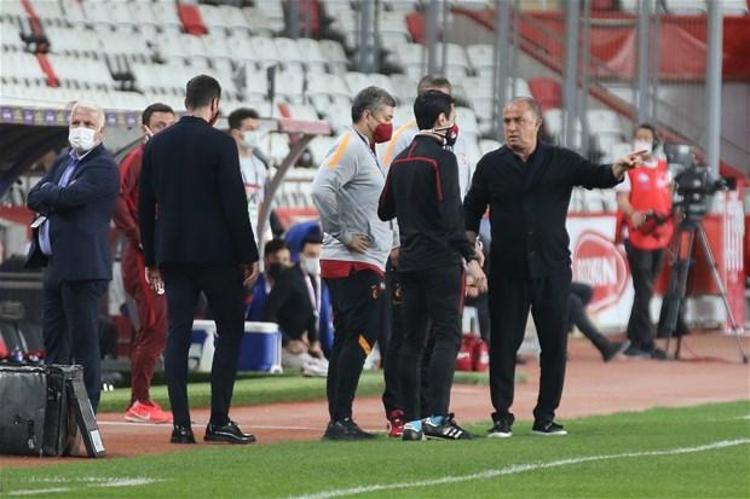 Antalyaspor - Galatasaray maçından sonra dikkat çeken ifade Futbol kahrından intihar ederdi