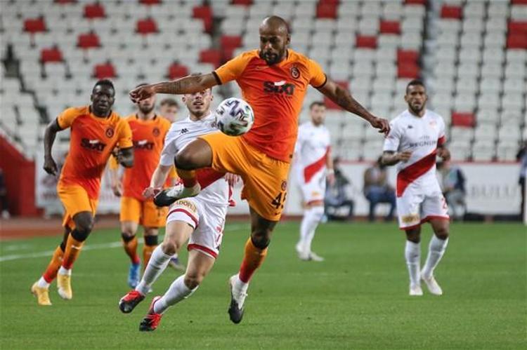 Antalyaspor - Galatasaray maçından sonra dikkat çeken ifade Futbol kahrından intihar ederdi