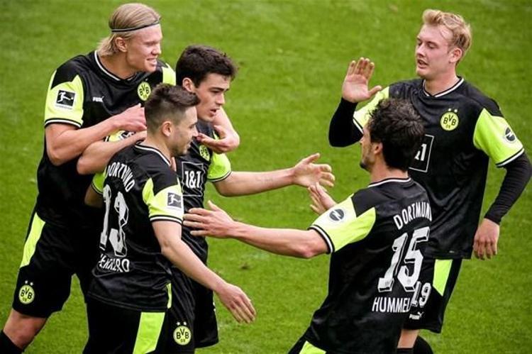 BORUSSİA DORTMUND