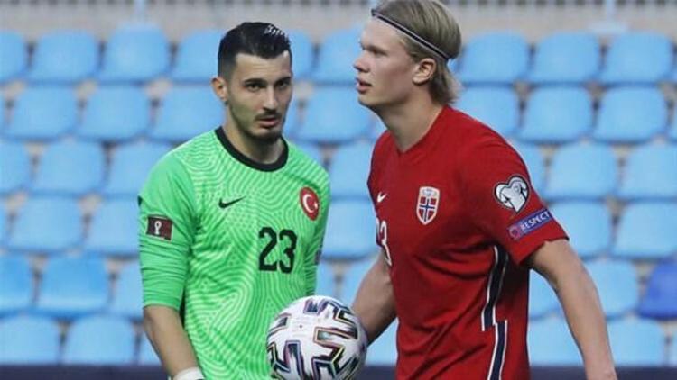 Sezon sonunda kaleci transferi planlayan Liverpool da flaş bir kararın altına imza atarak Uğurcan Çakırı için Norveç - Türkiye maçına Liverpool izleme komitesinden iki yetkiliyi gönderdi. Uğurcan Çakırı izleyen Liverpool ekibi, milli kalecimiz ile ilgili kararını kısa süre içerisinde verecek.