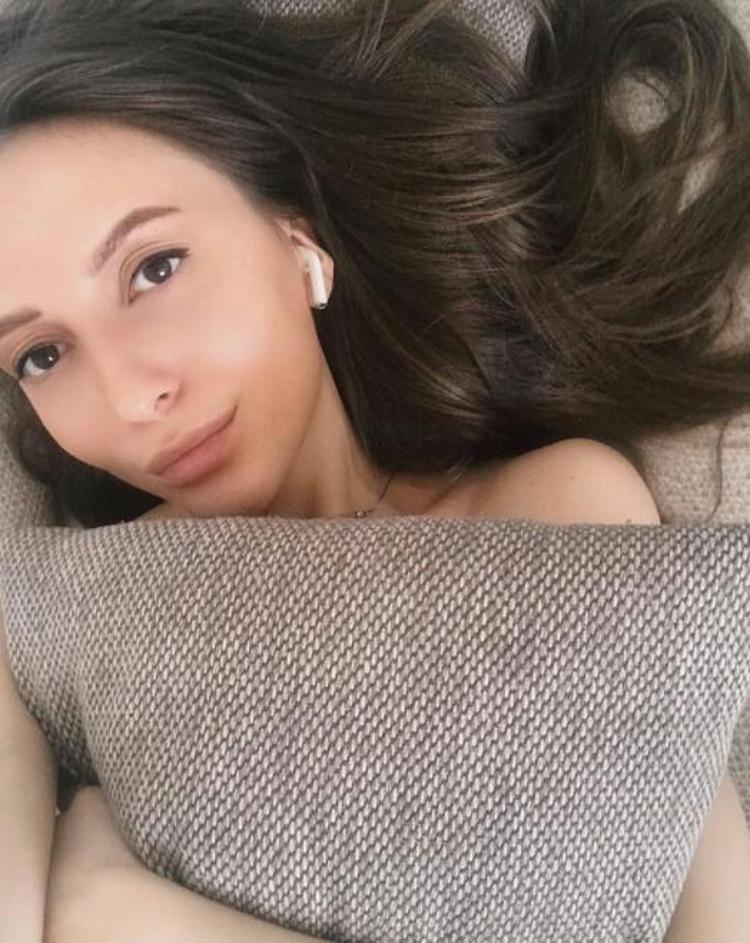 Rus hakem Ekaterina Kostyunina tamamen soyundu