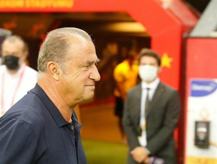 Dünyaca ünlü yıldız Arturo Vidali Galatasaraya teklif ettiler