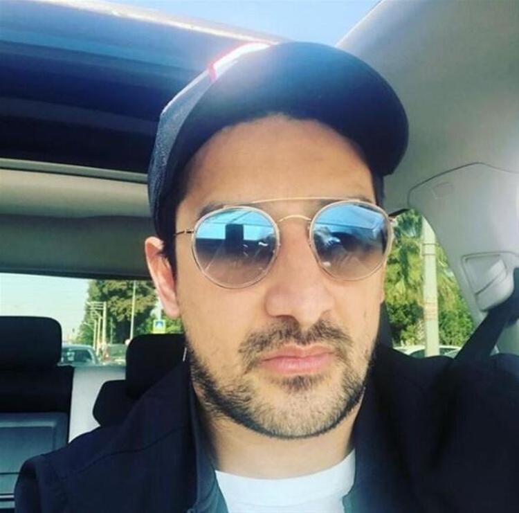 Fenerbahçenin eski golcüsü Serhat Akından Sarı-Lacivertli takımın teknik direktörü Erol Buluta eleştiri geldi.