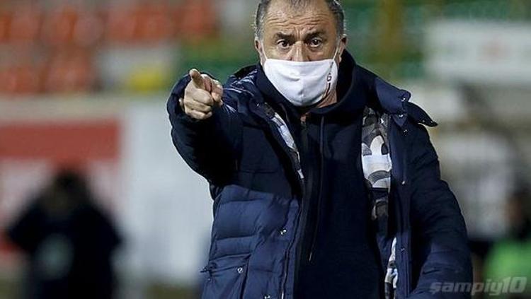 Spor Toto Süper Ligde şampiyonluğu göğüslemek isteyen Galatasarayda ise flaş transfer gelişmeleri yaşanıyor....
