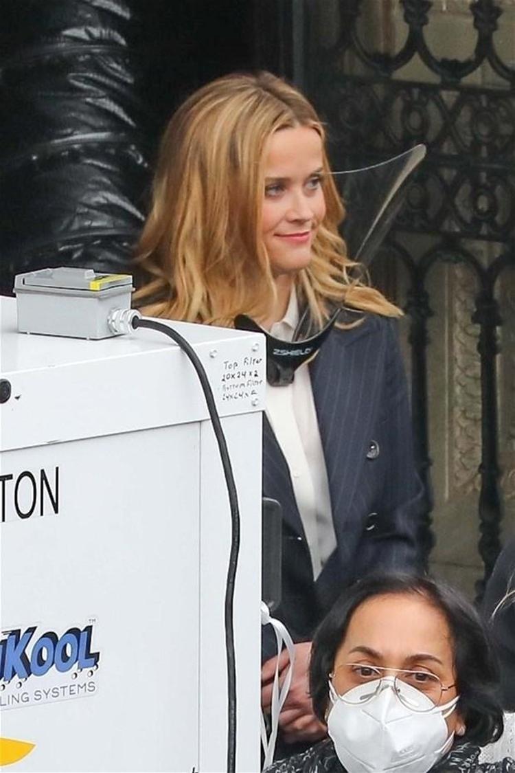 Sete sütyensiz gitti ,olanlar oldu Jennifer Aniston’un zor anları...