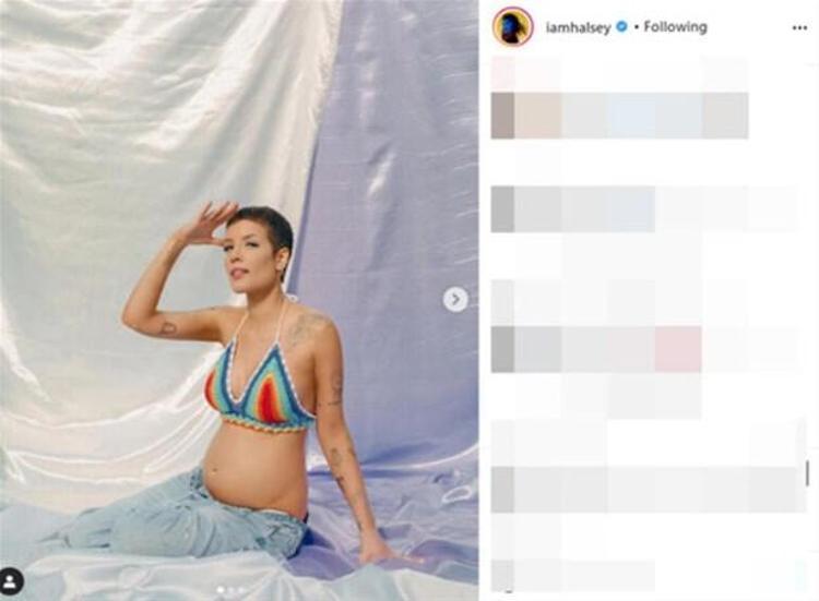 Halsey, Türk sevgilisiyle yürüyüşte