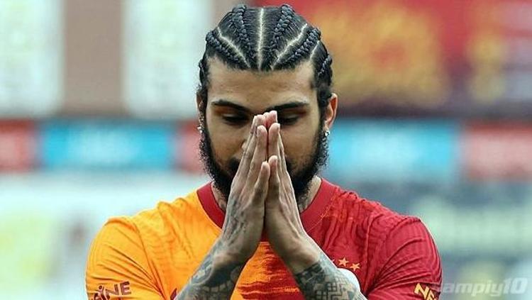Yeni transfer Yedlin, Terimin bu maçtaki en büyük sürprizi olacaktır... Yine yeni transferlerden Fernandes ile Mostafa Mohamedin de derbide oynaması söz konusu ancak kesinleşmesi, son yapılacak idmanlara göre belli olacak..