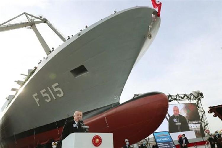 Geçtiğimiz günlerde TCG İstanbul (F-515) fırkateynin suya indiriliş töreninde konuşan Cumhurbaşkanı Recep Tayyip Erdoğan, uçak gemisi yapma kararlılığını bir kez daha ortaya koyarak, Bu bizi başka bir lige taşıyacak demişti.