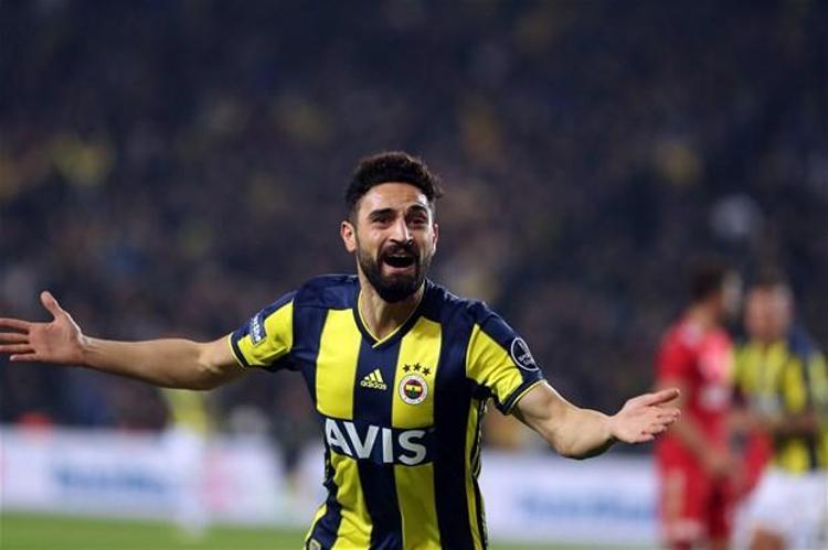 İdmanımızda bizim seviyemizi yukarıya çekebilecek bir misafirimizin olması güzel. Her iki taraf için de kazan-kazan durumu var. açıklamasında bulundu.