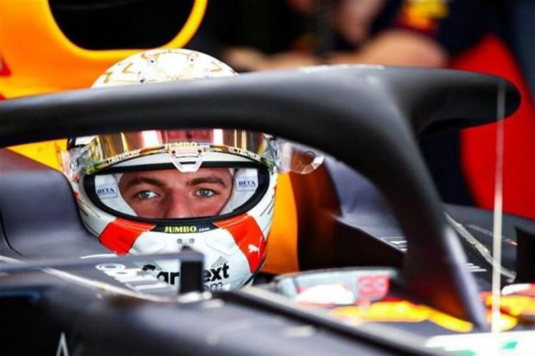 Red Bull pilotu Max Verstappen ilk 2 antrenman turunda olduğu gibi 3üncü antrenman turunda da 1.48.485lik derecesiyle zirveyi kimseye bırakmazken, İstanbul Parkta ilk 2 antrenman seansında da başarılı bir performans ortaya koymayı başaran Ferrari pilotu Charles Leclerc ve Red Bull pilotu Alexander Albon ise Verstappeni takip eden isimler oldu