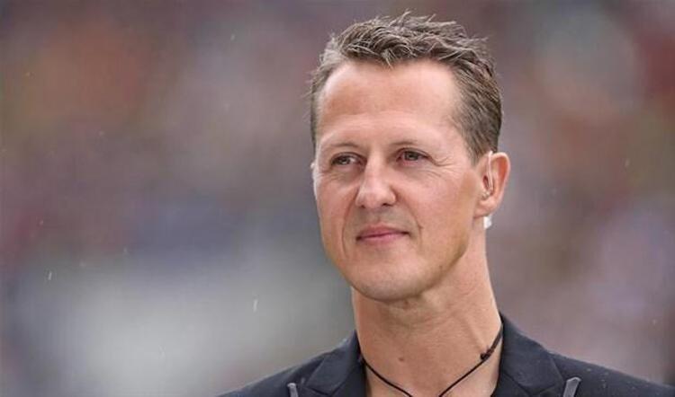 Bence Schumacher bitkisel hayatta. Uyanık, etrafında olanı görebiliyor ama yanıt veremiyor. Nefes alıyor, kalbi atıyor, muhtemelen oturabiliyor da ama hepsi bu. Bundan fazlasını yardım almadan yapabildiğini düşünmüyorum. Bu kaza olmasa onun bu halde olduğunu düşünebilir miydik İnanılmaz...