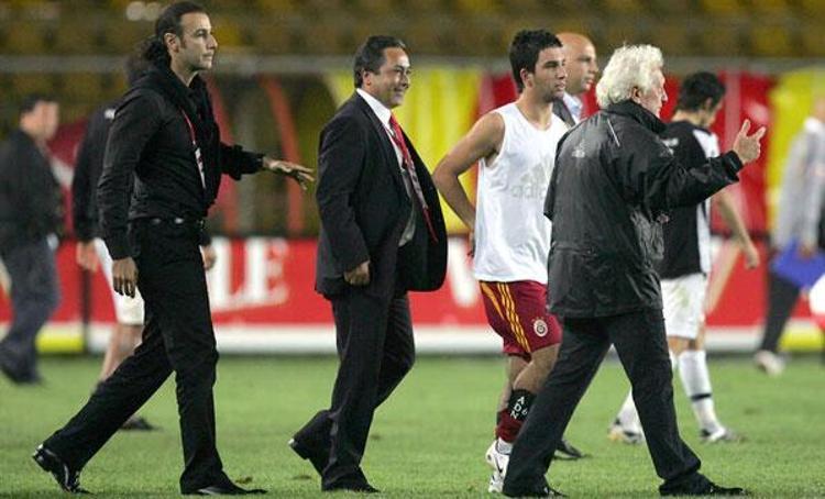 Galatasarayın eski yöneticisi Haldun Üstünel sessizliğini bozdu Fenerbahçe rakip olamaz...
