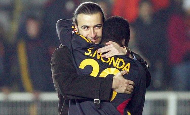 Görev aldığı süreçte transfer görüşmelerindeki başarısı ile Galatasaray taraftarının gönlüne taht kuran Haldun Üstünel, görevden ayrıldıktan sonra ilk kez konuştu. İşte Üstünel’in, Galatasaray camiası, yönetimi ve taraftarına önemli mesajları…