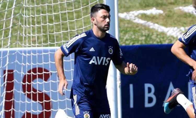 Öncelikli olarak Beşiktaştan gelen Tolgay Arslan ile vedalaşmayı planlayan sarı lacivertliler, oyuncuyla görüşmelere başladı. Avrupa’dan talipleri olan Tolgay da ayrılığa sıcak bakıyor.