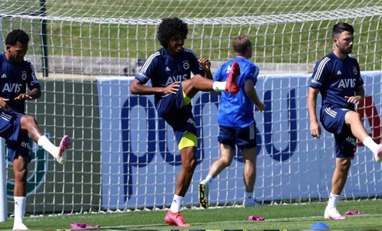 Transferin hızlı takımı Fenerbahçede gözler, yolların ayrılacağı takımdan gönderilecek oyunculara çevrildi.