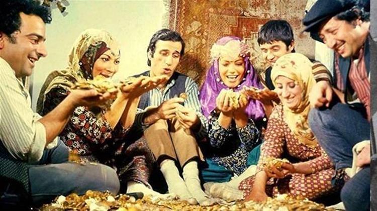 Köyden İndim Şehire filminde ünlü oyuncular meğer gerçekte de evliymiş
