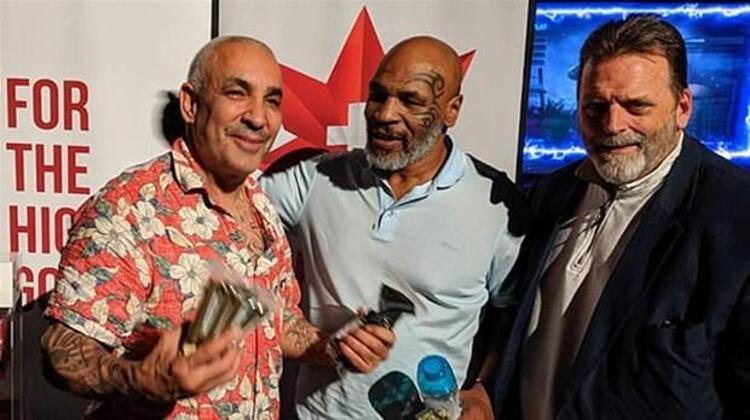 Nou Campa sürpriz talip Mike Tyson...