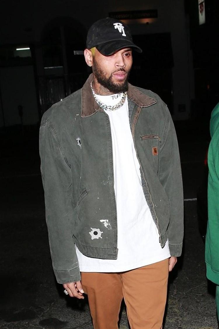 Rapçi Chris Brown kişisel eşyalarını satışa çıkardı