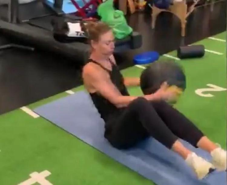 Maria Sharapova, salonda yaptığı çalışmaları takipçileri ile böyle paylaştı.