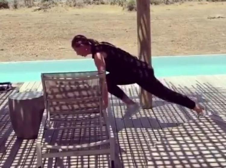 Sharapova çalışmayı bırakmıyor