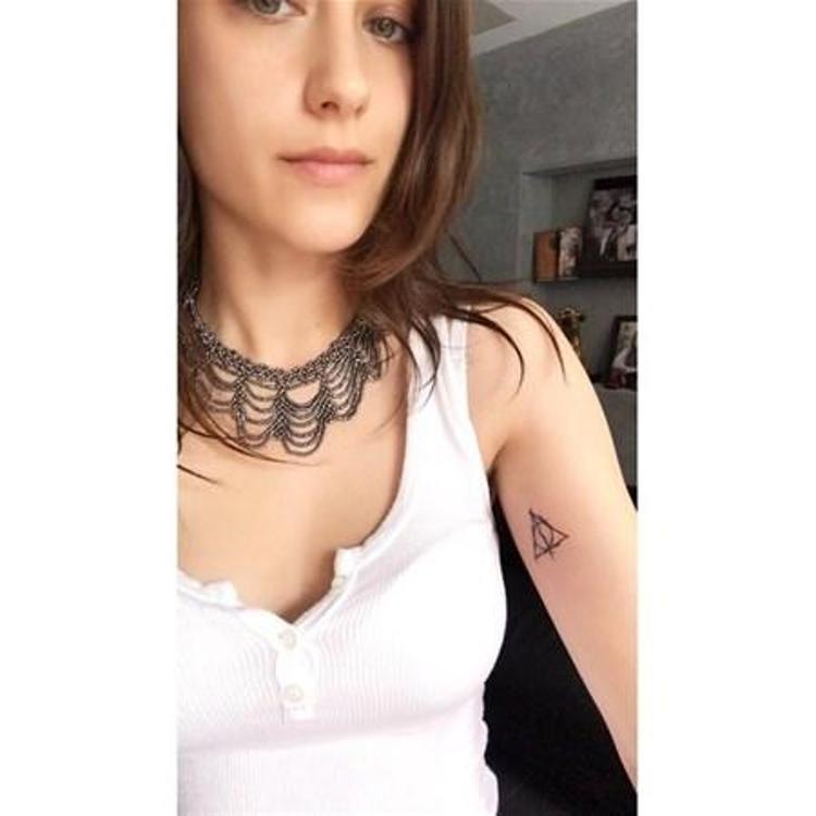 Ünlülerin dövmeleri ve anlamları